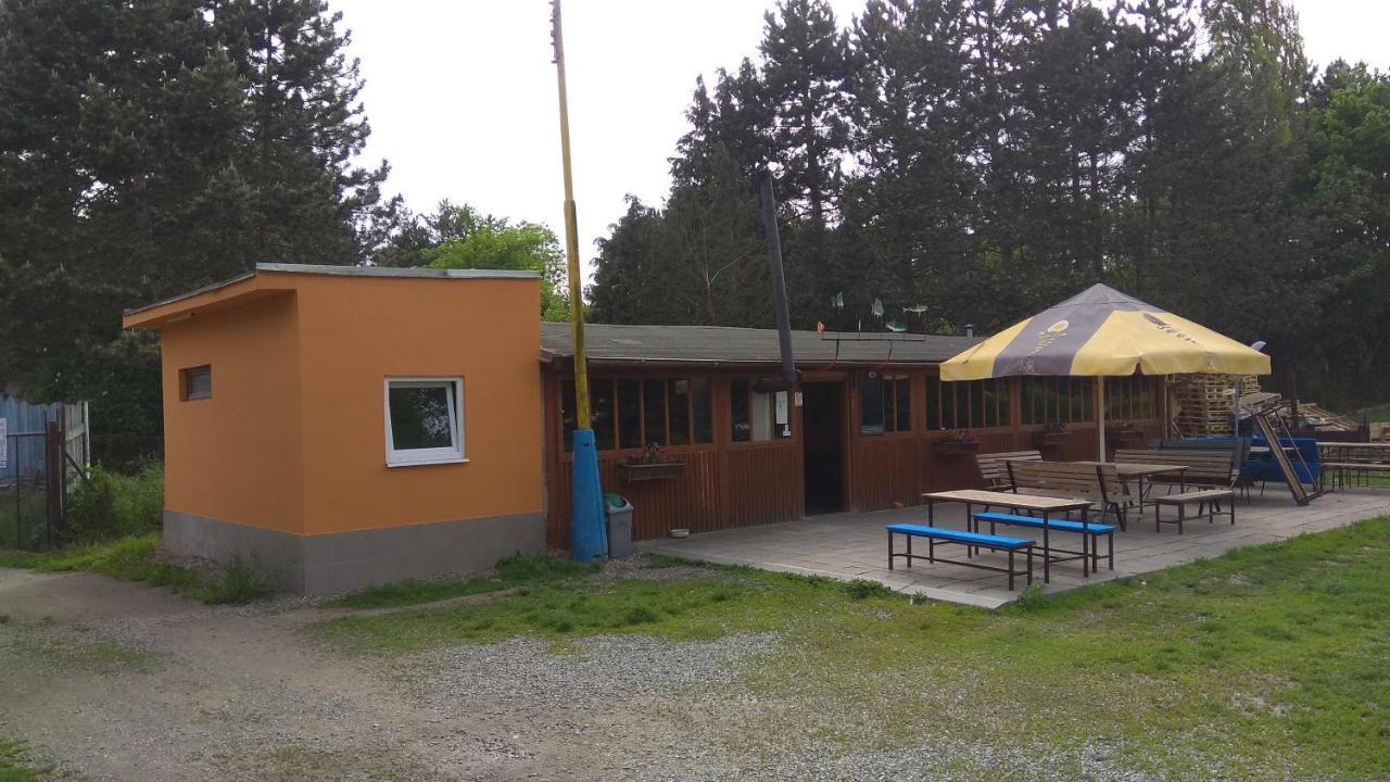 ホテルCamp Oaza Chudcice エクステリア 写真