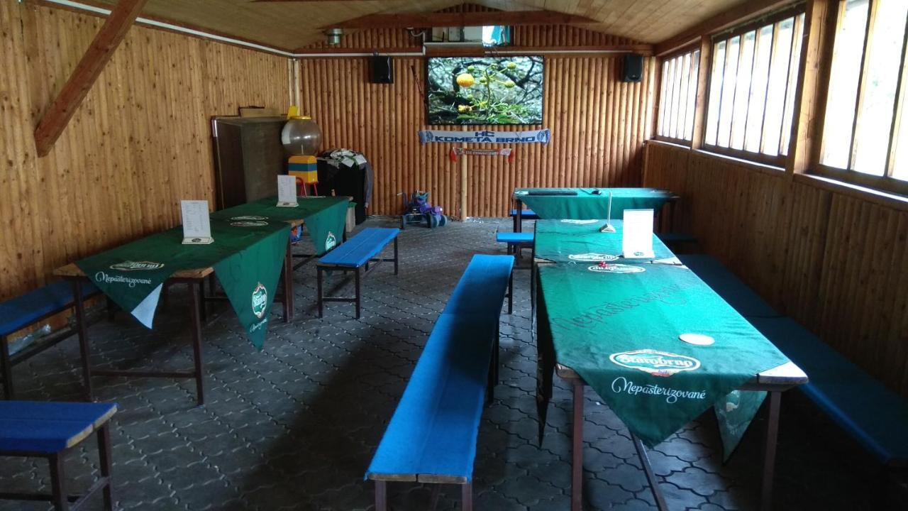 ホテルCamp Oaza Chudcice エクステリア 写真